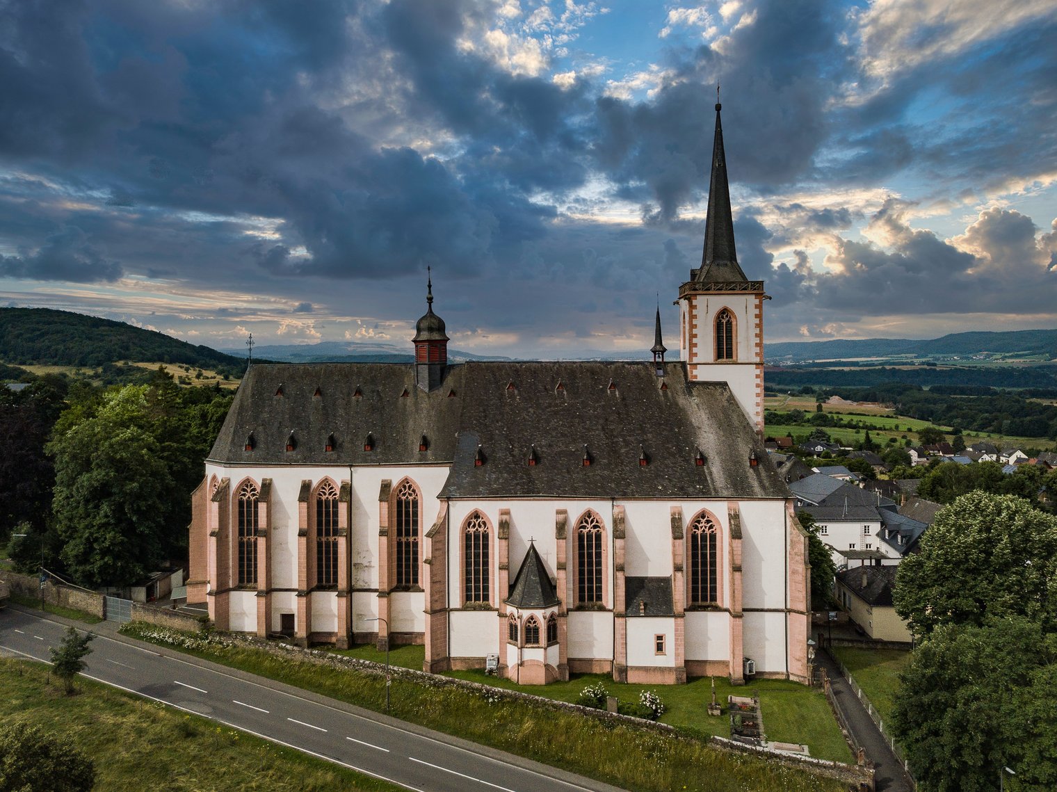 Wallfahrtskirche Maria Heimsuchung in Klausen (Eifel)